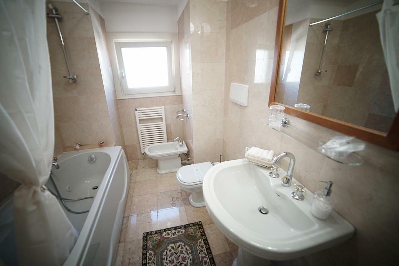 Dimora Del Sedile Hotel Матера Екстериор снимка